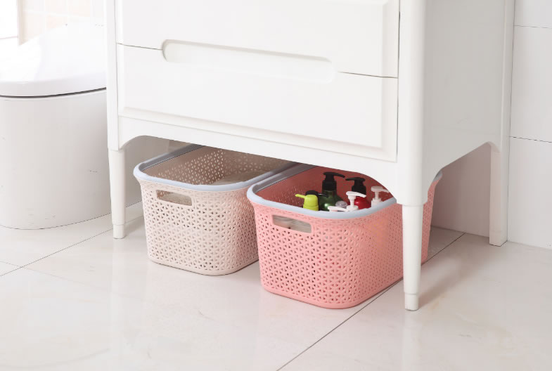 Plastic Storage Basket  Box for Home Storage with Lid 52x33x25 CM