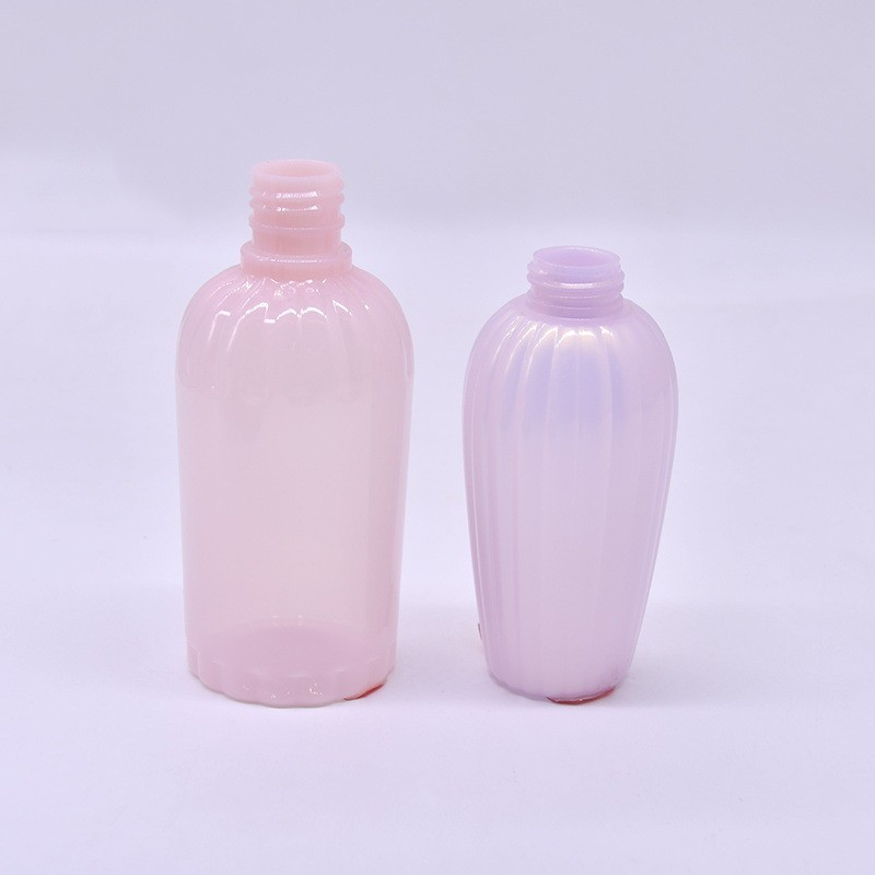 Customized 150ml pink striped cosmetic bottle