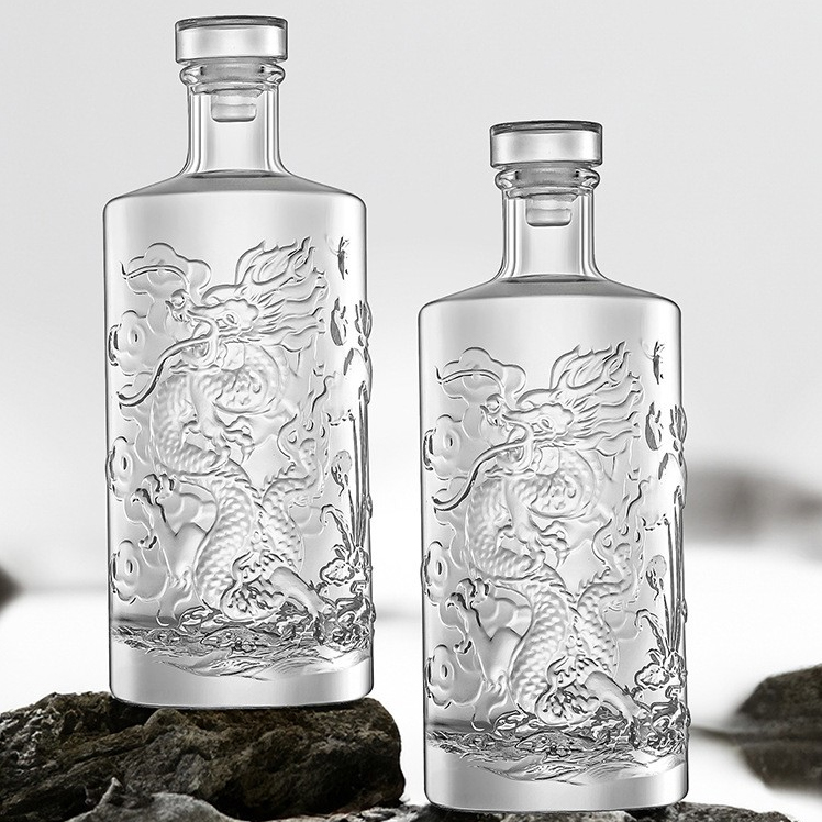 500ml Dragon embossed transparent glass white wine bottle Empty bottle Home brewed bottle High grade gift box packaging